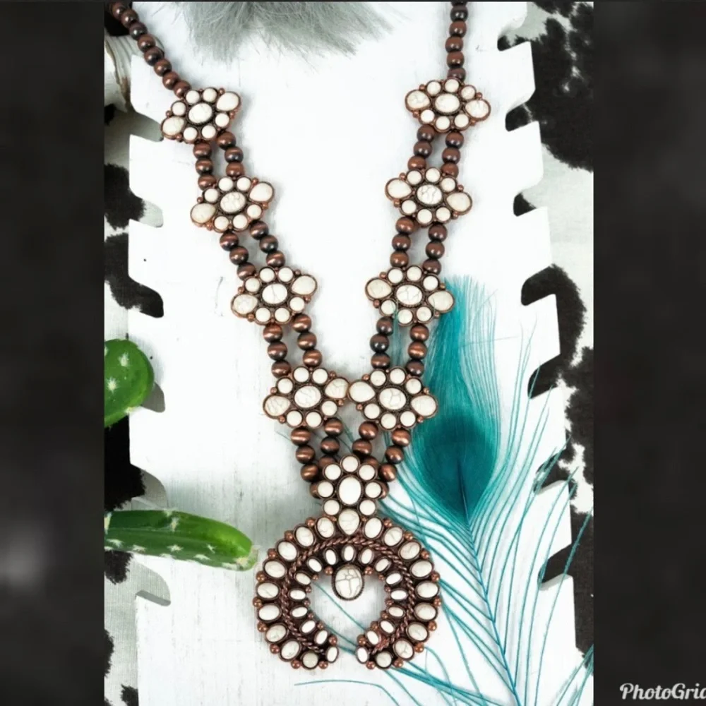 Necklace ⭐️NWT Western Native American Inspired Long Beaded  ⭐️LAST ONE - Picture 2 of 8